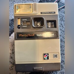 Kodak Partyflash Instant Camera Vintage 80s